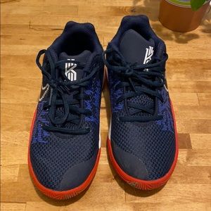 Boys Nike hi top, kyrie